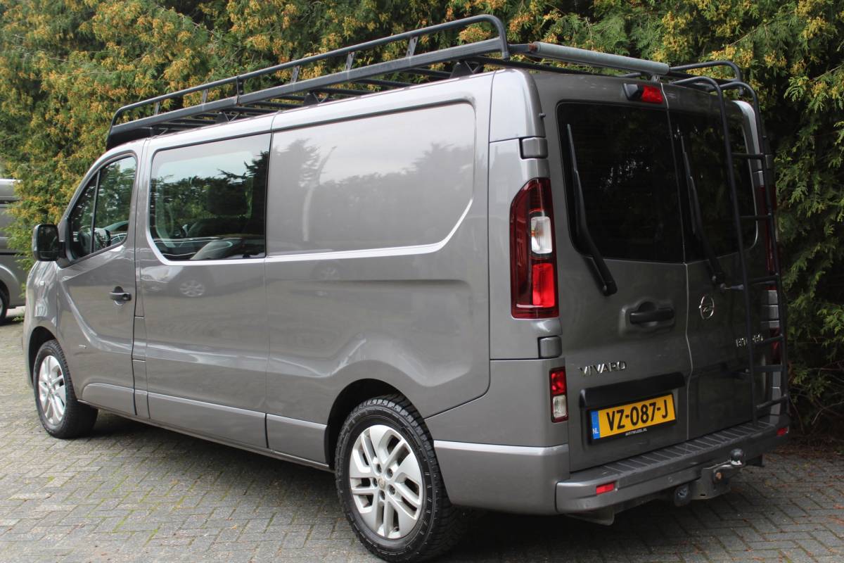 Opel Vivaro Opel Vivaro 1.6 CDTI L2H1 DC Edition EcoFlex 120PK | Airco | Camera | LMV | NAVI