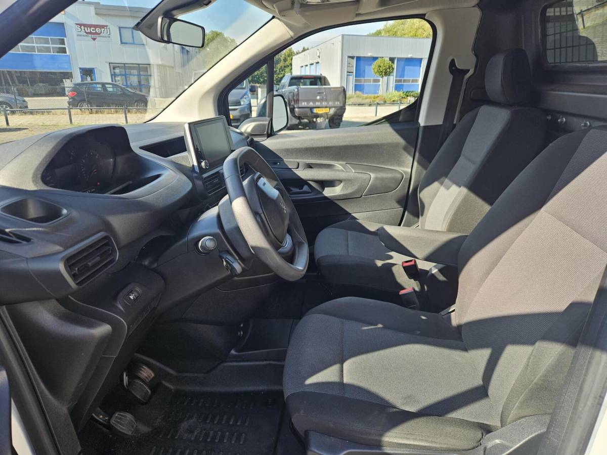 Peugeot Partner Peugeot Partner 1.5 BlueHDI Airco Navigatie 2 x schuifd