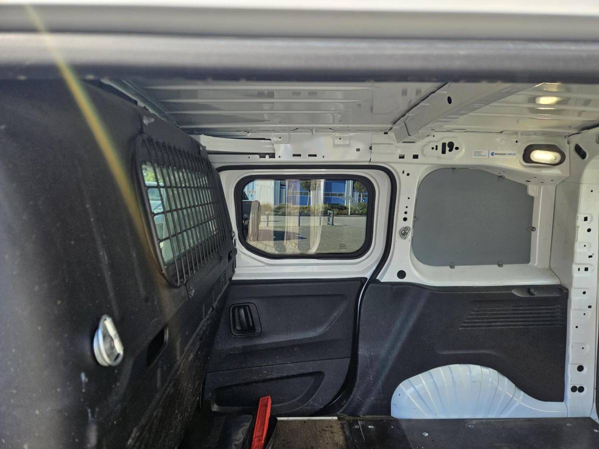 Peugeot Partner Peugeot Partner 1.5 BlueHDI Airco Navigatie 2 x schuifd