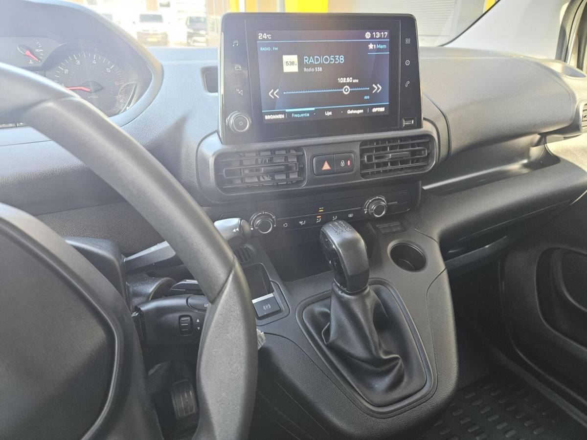 Peugeot Partner Peugeot Partner 1.5 BlueHDI Airco Navigatie 2 x schuifd