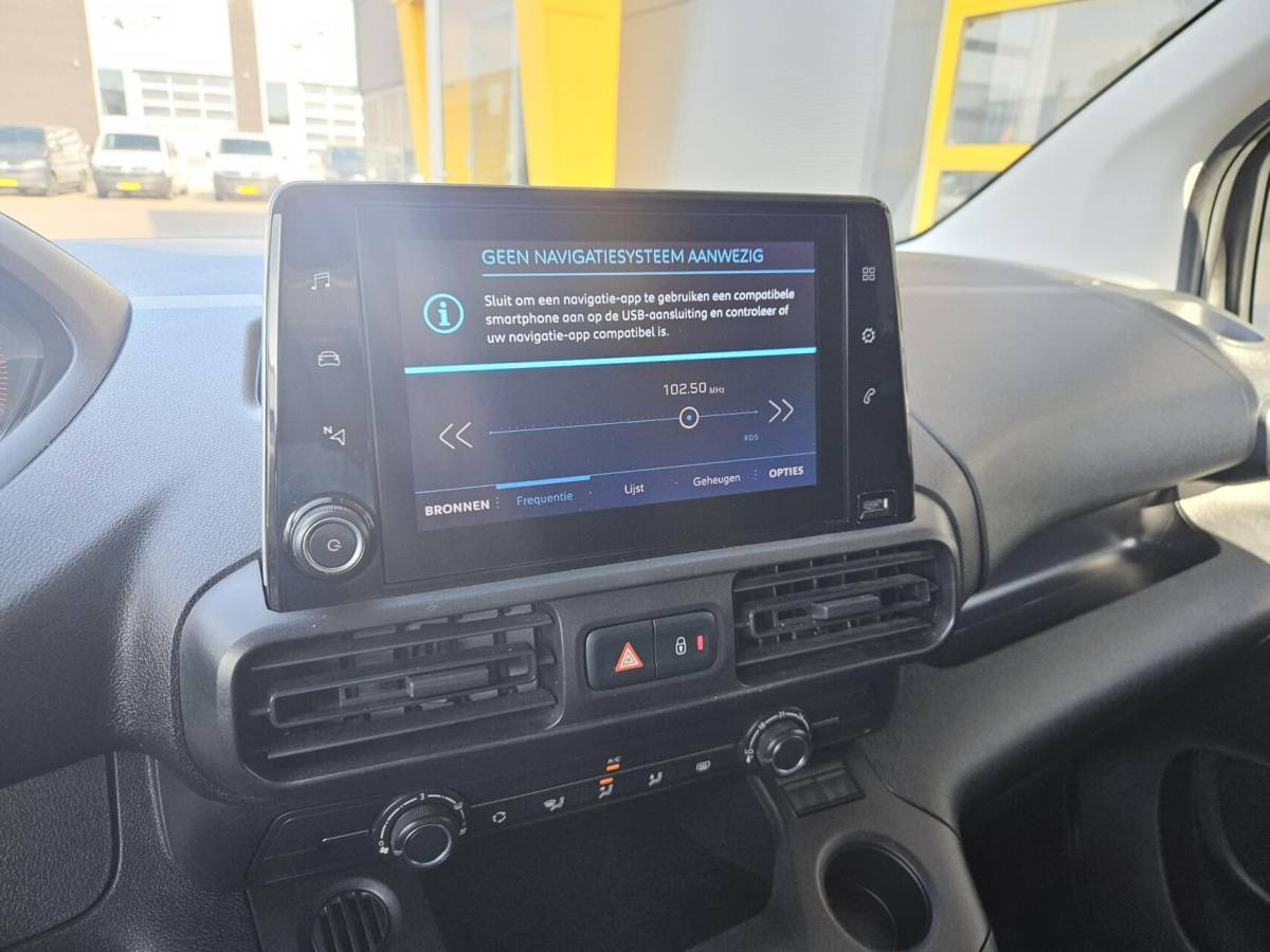 Peugeot Partner Peugeot Partner 1.5 BlueHDI Airco Navigatie 2 x schuifd