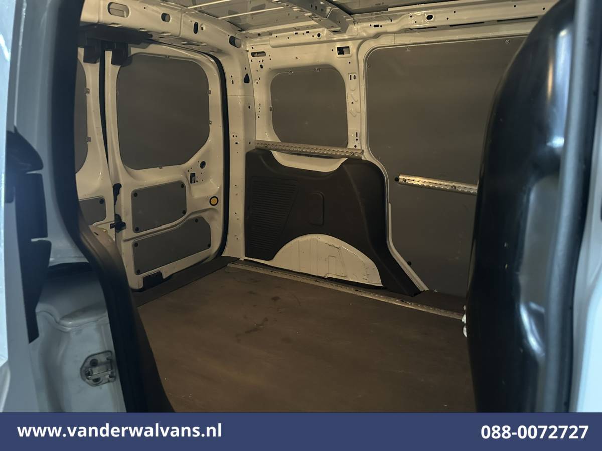 Ford Transit Connect Ford Transit Connect 1.5 EcoBlue 101pk L1H1 Euro6 Airco | Camera | Navigatie | Apple Carplay | Stoelverwarming Android Auto, Verwarmde voorruit, Parkeersensoren
