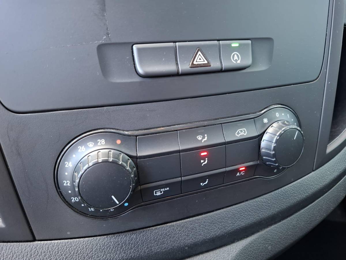 Mercedes-Benz Vito Mercedes-Benz Vito 114 CDI Extra Lang DC Comfort DUBBEL CABINE / AIRCO / CRUISE CONTROLE / L2H1