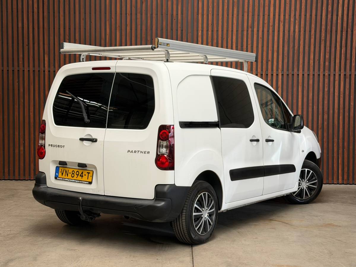 Peugeot Partner Peugeot Partner 120 1.6 HDI L1 XR Profit + Elek.Pakket-Imperiaal-Trekhaak-NL Auto-NAP