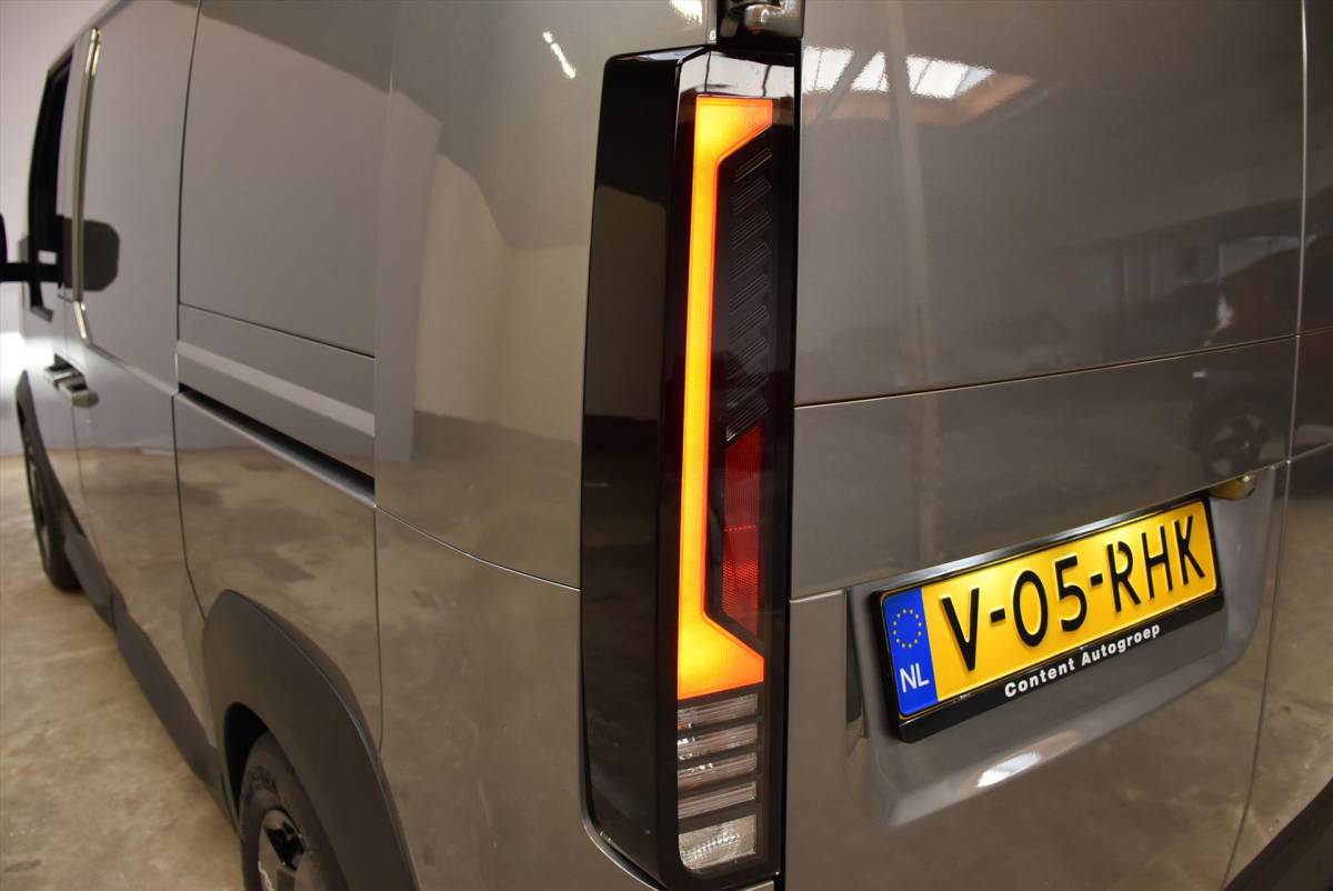 Kia PV5 KIA Pv5 Cargo GB 71,2 kWh 163pk L2H1 Elite