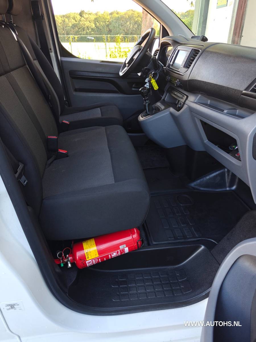 Peugeot Expert Peugeot Expert 1.5 BlueHDI 100 Premium , Extra lang , Euro 6 , 1e Eig. cruise , camera , Nw koppeling , apk maart 2027, nette b