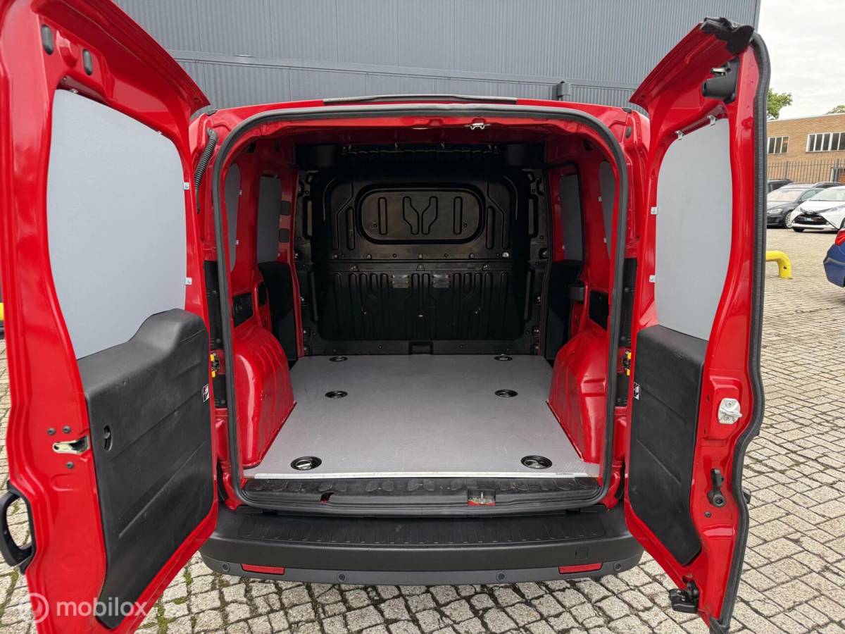 Fiat Doblò Fiat Doblo Cargo 1.4 Cargo PDC | TOPSTAAT