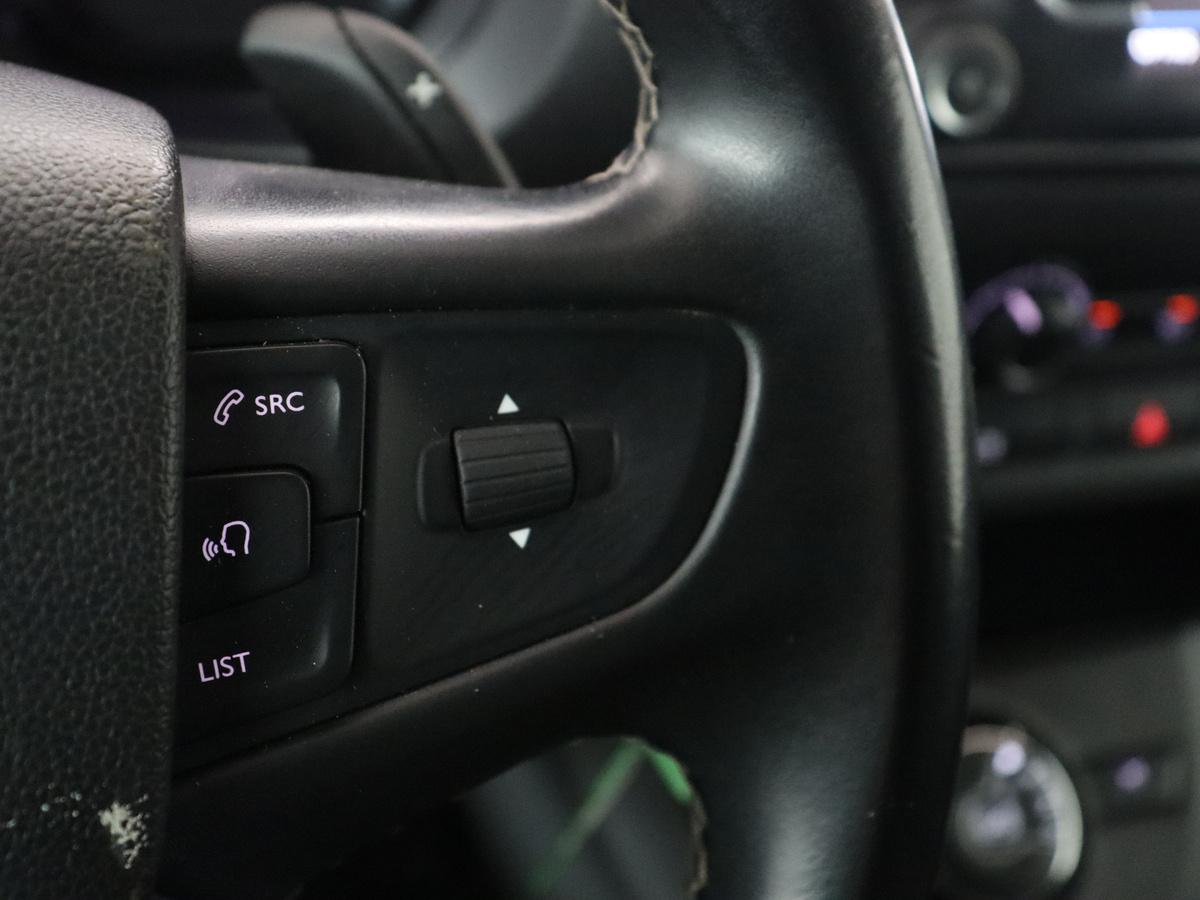 Peugeot Expert Peugeot Expert 2.0 BlueHDI 180 Long Asphalt | Trekhaak | Navigatie | Apple Carplay | Dodehoek | Camera | 16.900 EXCL BTW |