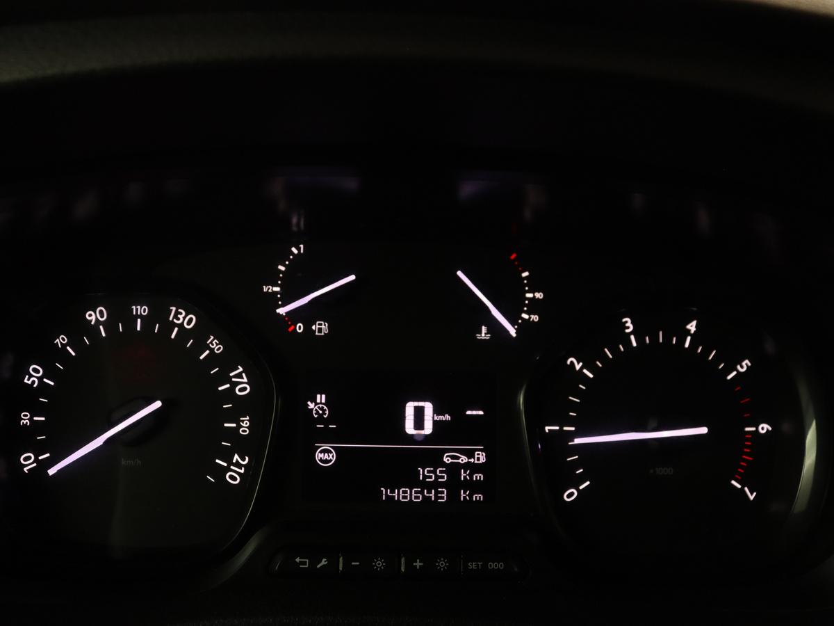 Peugeot Expert Peugeot Expert 2.0 BlueHDI 180 Long Asphalt | Trekhaak | Navigatie | Apple Carplay | Dodehoek | Camera | 16.900 EXCL BTW |