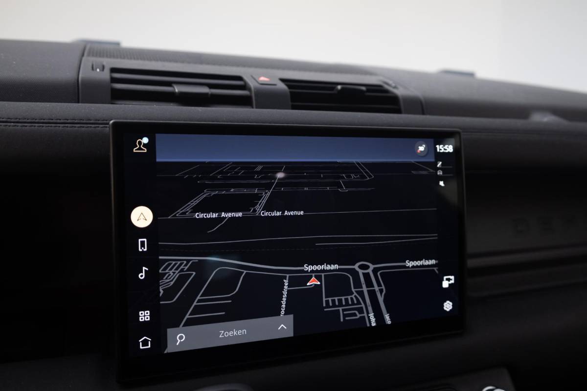 Land Rover Defender Land Rover Defender Hard Top 3.0 D200 90 MHEV X-Dynamic SE | Cold Climate | Trekhaak |
