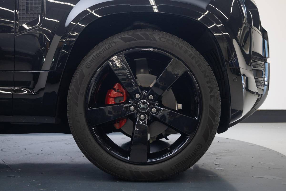 Land Rover Defender Land Rover Defender Hard Top 3.0 D200 90 MHEV X-Dynamic SE | Cold Climate | Trekhaak |