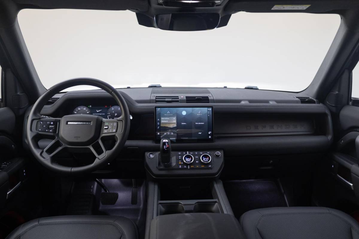 Land Rover Defender Land Rover Defender Hard Top 3.0 D200 90 MHEV X-Dynamic SE | Cold Climate | Trekhaak |