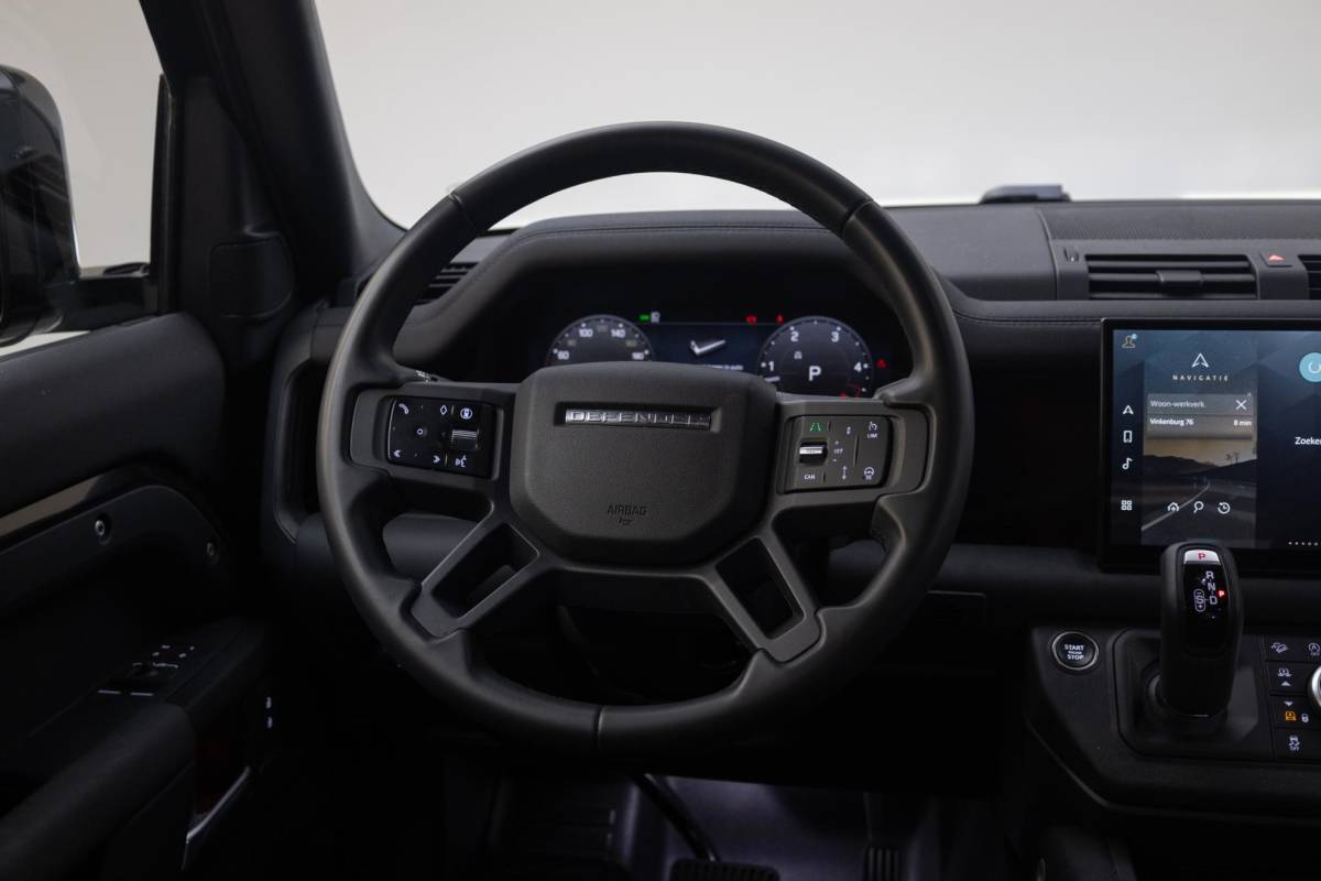Land Rover Defender Land Rover Defender Hard Top 3.0 D200 90 MHEV X-Dynamic SE | Cold Climate | Trekhaak |
