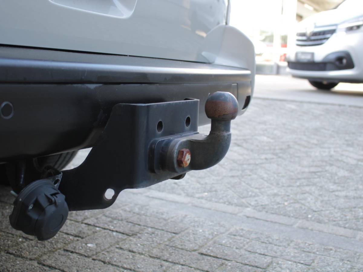 Toyota ProAce Toyota PROACE Worker 2.0 D-4D Professional Long DC | AUTOMAAT | LEDEREN BEKLEDING |