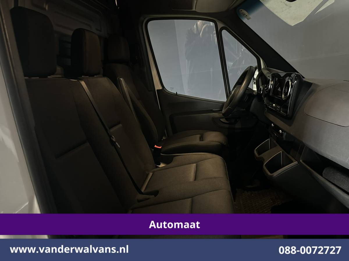 Mercedes-Benz Sprinter Mercedes-Benz Sprinter 317 CDI 170pk 9G-Tronic Automaat L2H2 Euro6 Airco | Camera | Navigatie | LED | Cruisecontrol | Stoelverwarming Chauffeursstoel, Parkeersensoren, Bijrijdersbank