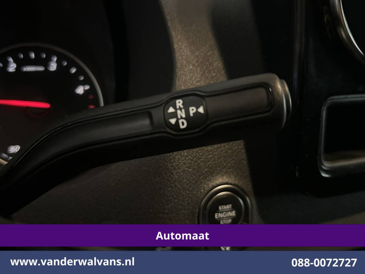 Mercedes-Benz Sprinter Mercedes-Benz Sprinter 317 CDI 170pk 9G-Tronic Automaat L2H2 Euro6 Airco | Camera | Navigatie | LED | Cruisecontrol | Stoelverwarming Chauffeursstoel, Parkeersensoren, Bijrijdersbank
