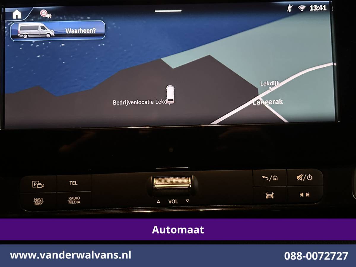 Mercedes-Benz Sprinter Mercedes-Benz Sprinter 317 CDI 170pk 9G-Tronic Automaat L2H2 Euro6 Airco | Camera | Navigatie | LED | Cruisecontrol | Stoelverwarming Chauffeursstoel, Parkeersensoren, Bijrijdersbank