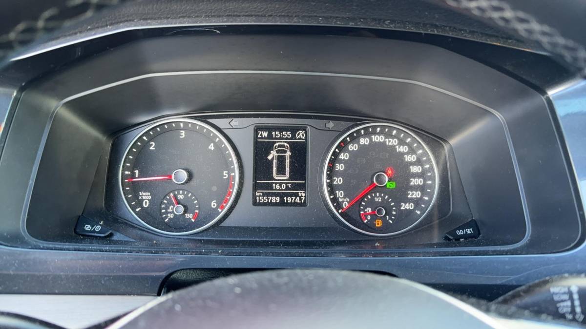 Volkswagen Transporter Volkswagen Transporter 2.0 TDI L2H1 DC Highline AUTOMAAT / 5 PERS / FULL LED / CARPLAY / NAVI / AIRCO / PDC / BLUETOOTH / ACC / NL-AUTO