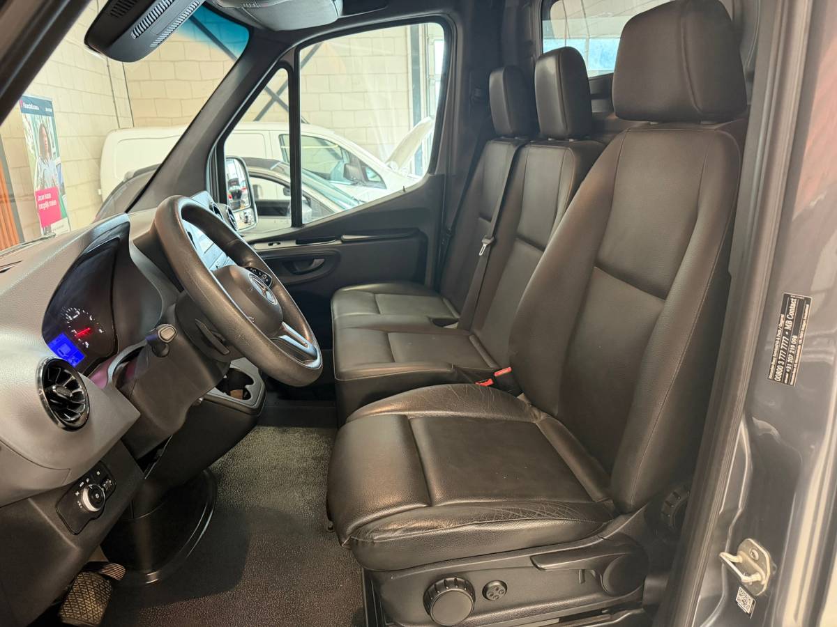 Mercedes-Benz Sprinter Mercedes-Benz Sprinter 314 2.2 CDI L1H2 NAVI-CARPLAY-CAMERA-CLIMATE-NL AUTO-NAP