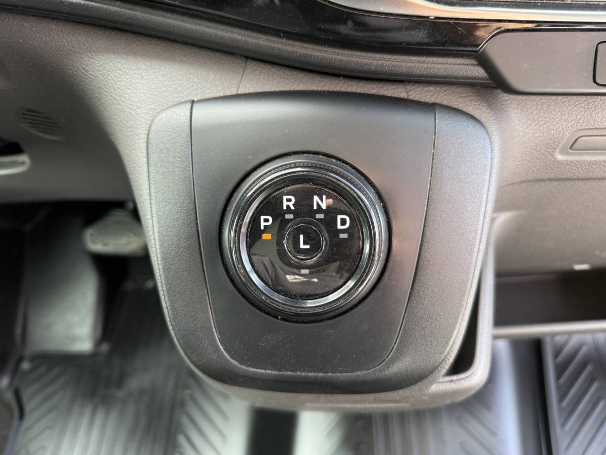 Ford E-Transit Ford e-Transit 68kWh 184PK L3H2 317km WLTP BEV Snelladen 360° Camera Cruise control Climate control Carplay Navigatie Parkeersensoren