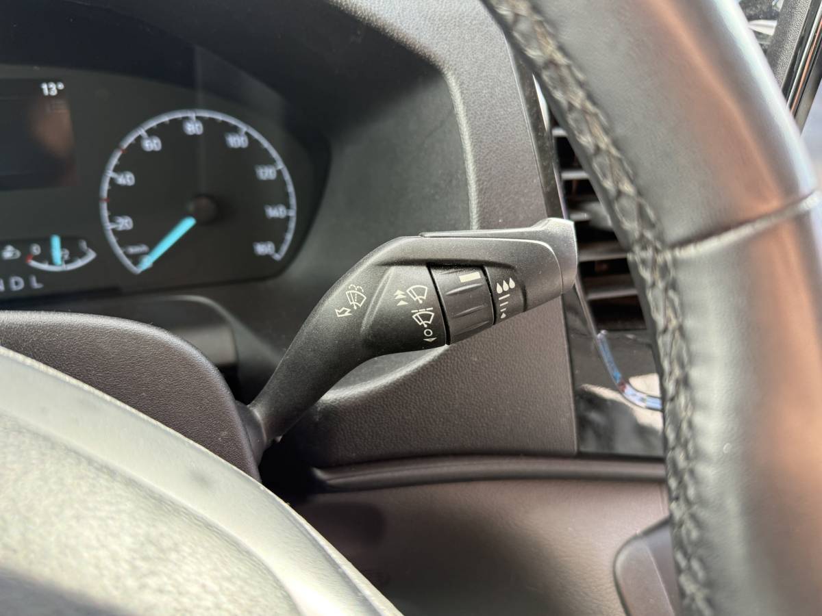 Ford E-Transit Ford e-Transit 68kWh 184PK L3H2 317km WLTP BEV Snelladen 360° Camera Cruise control Climate control Carplay Navigatie Parkeersensoren