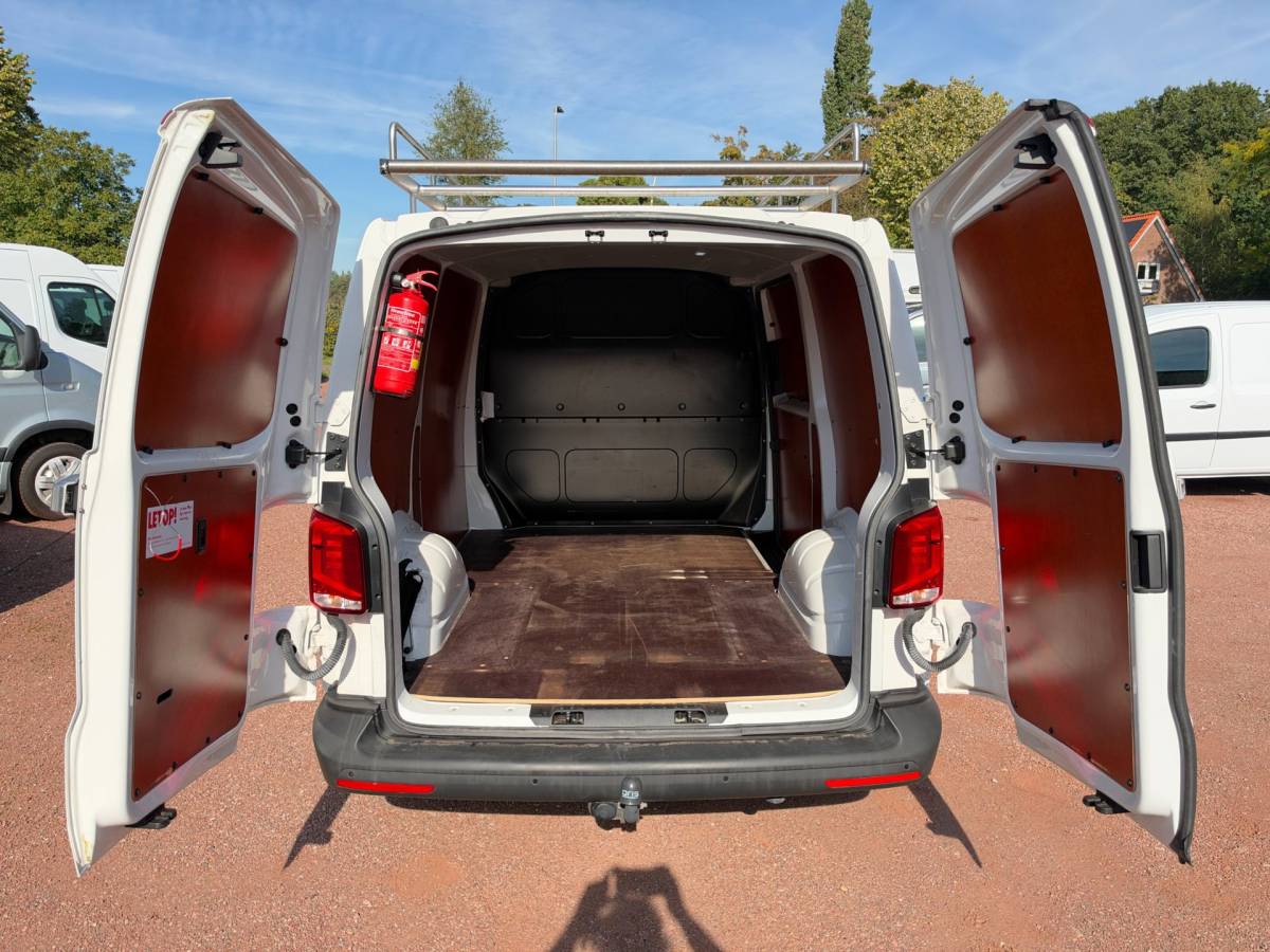 Volkswagen Transporter Volkswagen Transporter 2.0 TDI L1H1 Airco / Cruise / Imperiaal