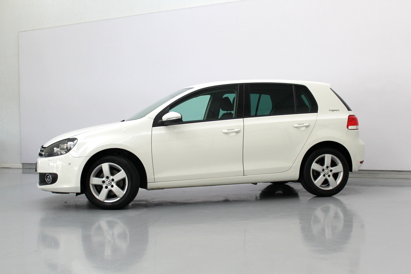 Volkswagen Golf Volkswagen Golf 1.4 Easyline 81PK, AIRCO | NAVIGATIE | PARKEERSENSOREN V+A | DISTRIBUTIE VERVANGEN 2025