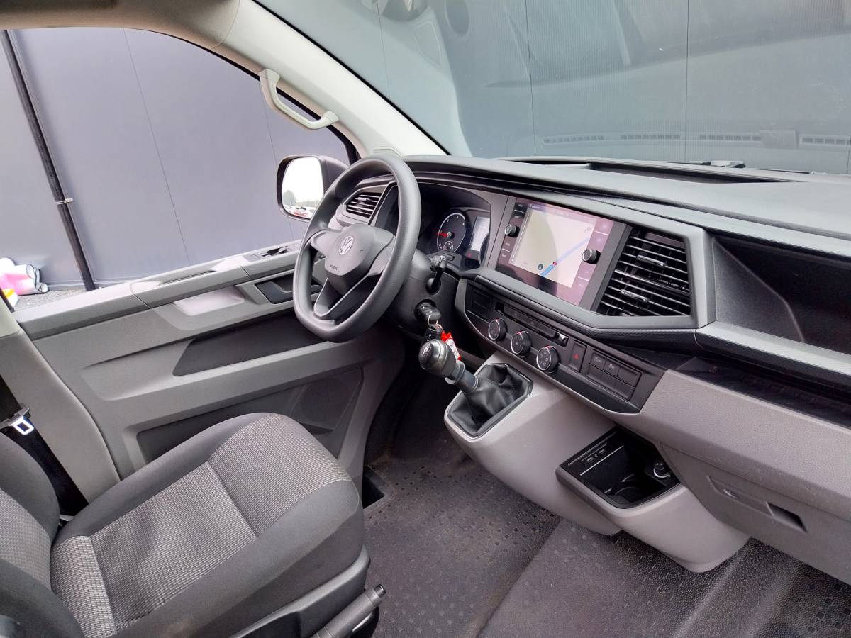 Volkswagen Transporter Volkswagen Transporter 2.0 TDI 150 PK L2H1 NAVI CRUISE AIRCO 20 INCH TREKHAAK