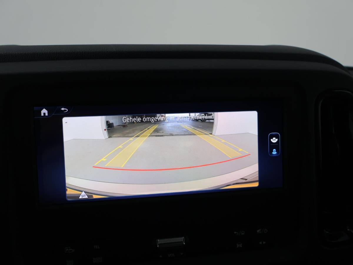 Mercedes-Benz eVito Mercedes-Benz eVito 112 L2 60 kWh *NIEUW* + 2 SCHUIFDEUREN | CAMERA | LMV | STOELVERW. | APPLE CARPLAY