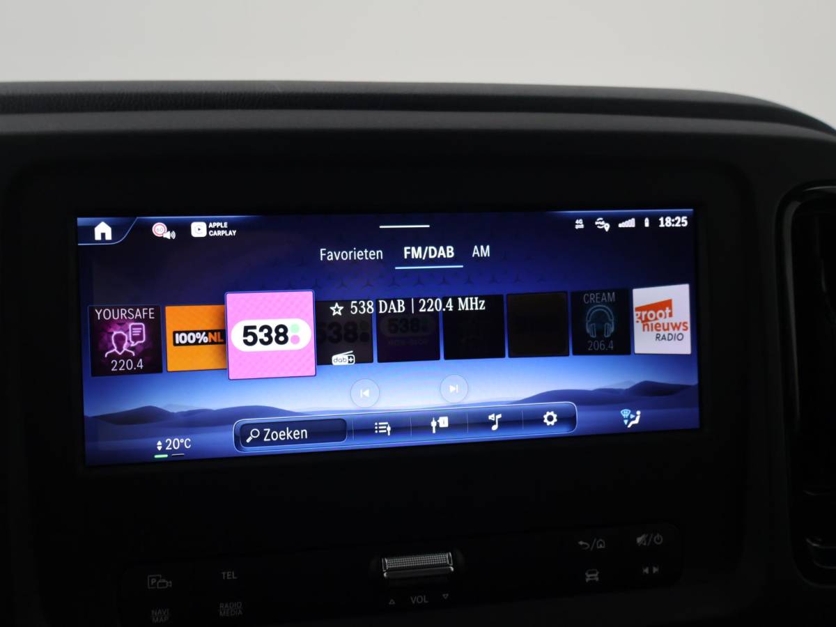 Mercedes-Benz eVito Mercedes-Benz eVito 112 L2 60 kWh *NIEUW* + 2 SCHUIFDEUREN | CAMERA | LMV | STOELVERW. | APPLE CARPLAY
