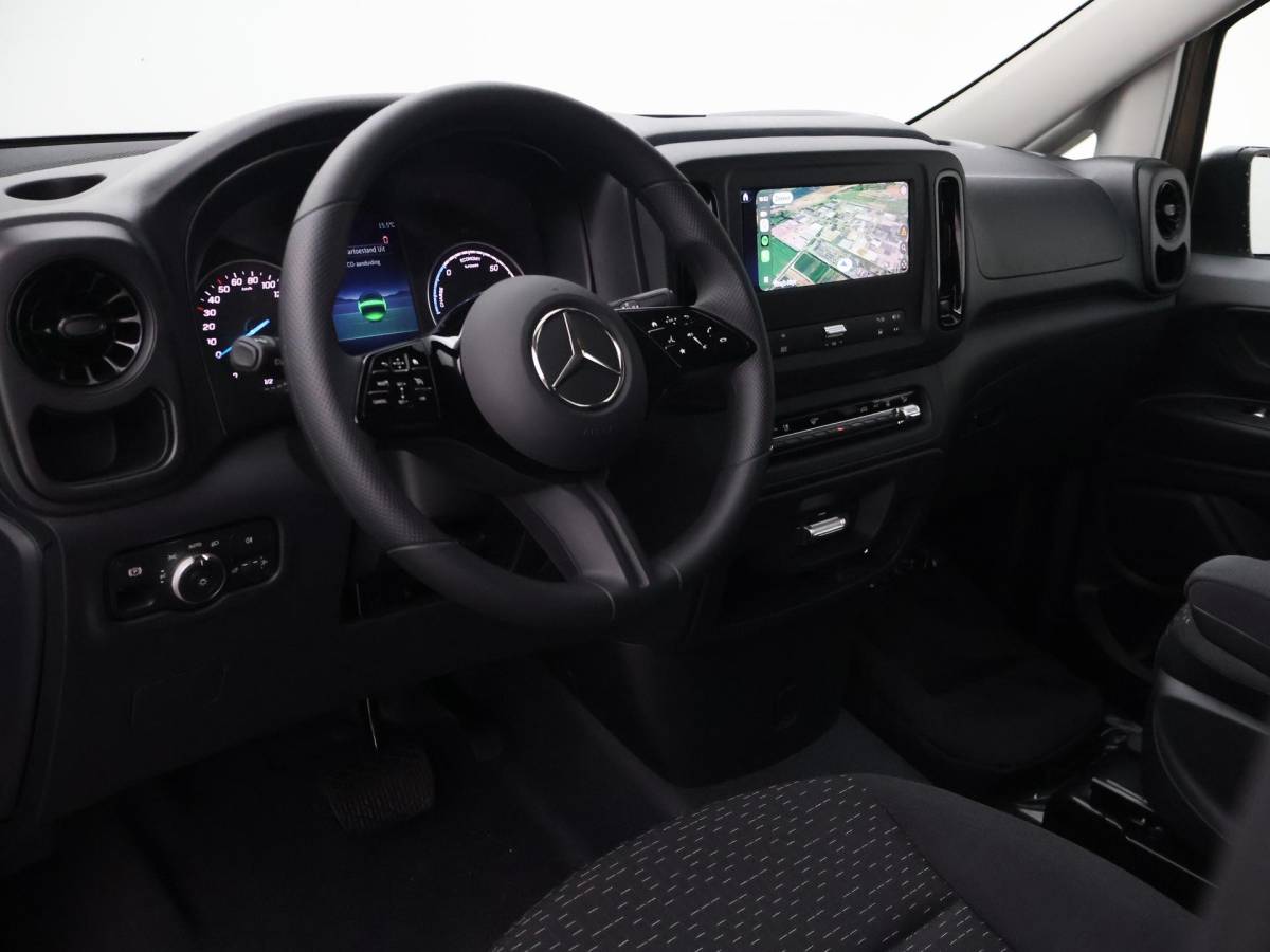 Mercedes-Benz eVito Mercedes-Benz eVito 112 L2 60 kWh *NIEUW* + 2 SCHUIFDEUREN | CAMERA | LMV | STOELVERW. | APPLE CARPLAY