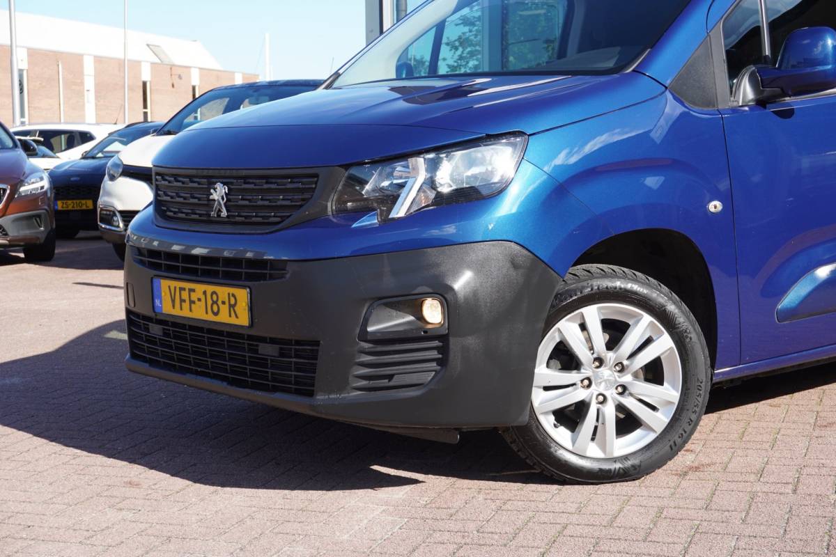 Peugeot Partner Peugeot Partner 1.6 BlueHDI Premium | 3 Zitter | Airco | 2020 | Nw Model | Vol opties | Inruil mogelijk