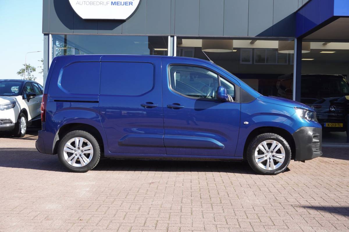 Peugeot Partner Peugeot Partner 1.6 BlueHDI Premium | 3 Zitter | Airco | 2020 | Nw Model | Vol opties | Inruil mogelijk