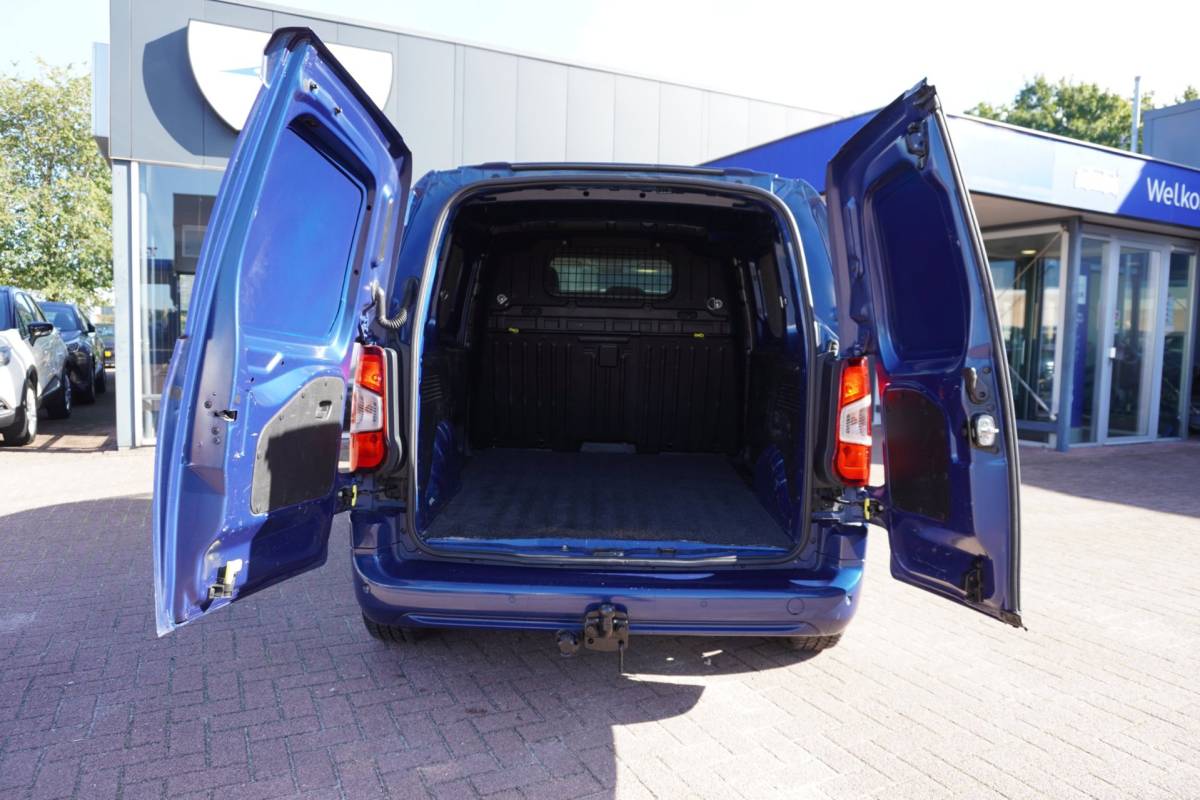 Peugeot Partner Peugeot Partner 1.6 BlueHDI Premium | 3 Zitter | Airco | 2020 | Nw Model | Vol opties | Inruil mogelijk