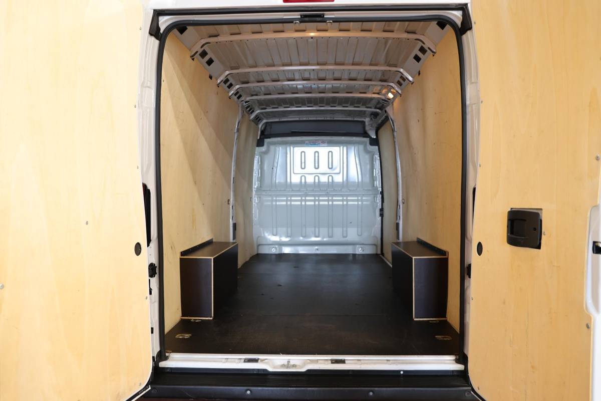 Peugeot Boxer Peugeot Boxer 2.2 BlueHDi 140 L4H2 HEAVY DUTY
