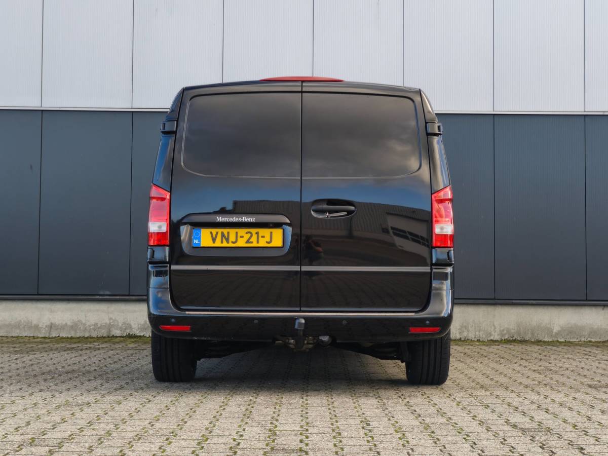 Mercedes-Benz Vito Mercedes Vito 114CDI XXL AUT DUBBELE CABINE 2X SCHUIFDEUR LED CRUISE M-BUX PDC CAMERA TREKHAAK STOELVERWARMING