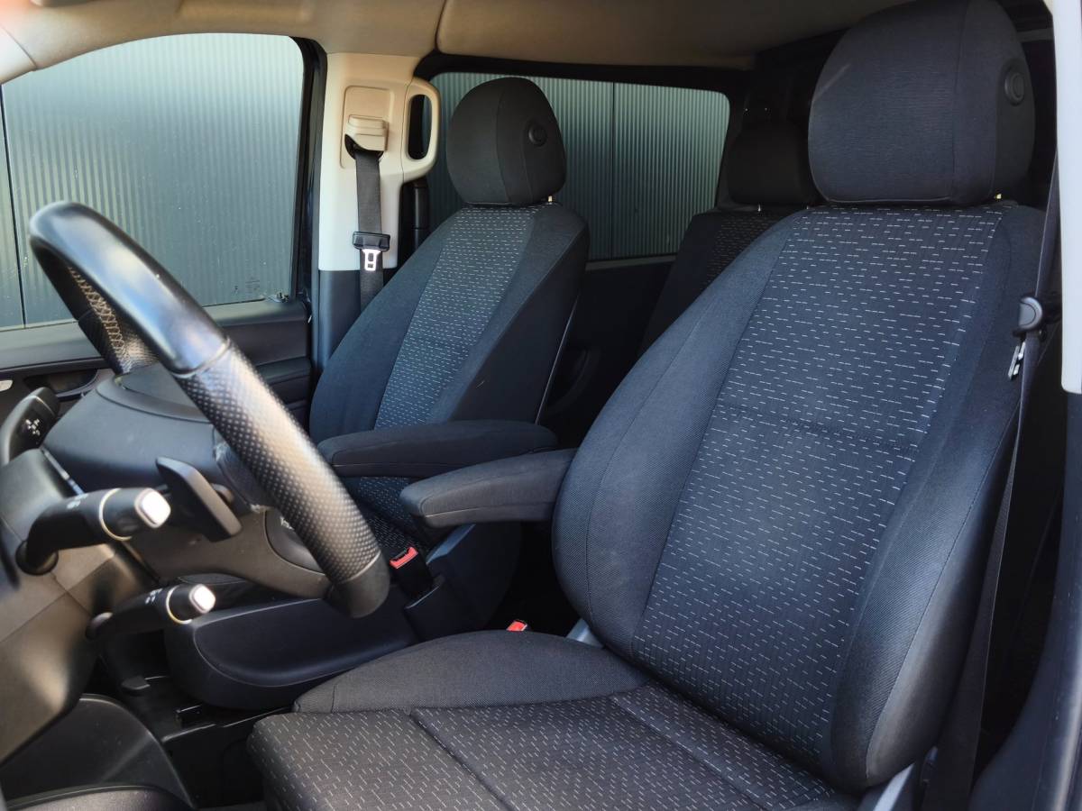 Mercedes-Benz Vito Mercedes Vito 114CDI XXL AUT DUBBELE CABINE 2X SCHUIFDEUR LED CRUISE M-BUX PDC CAMERA TREKHAAK STOELVERWARMING