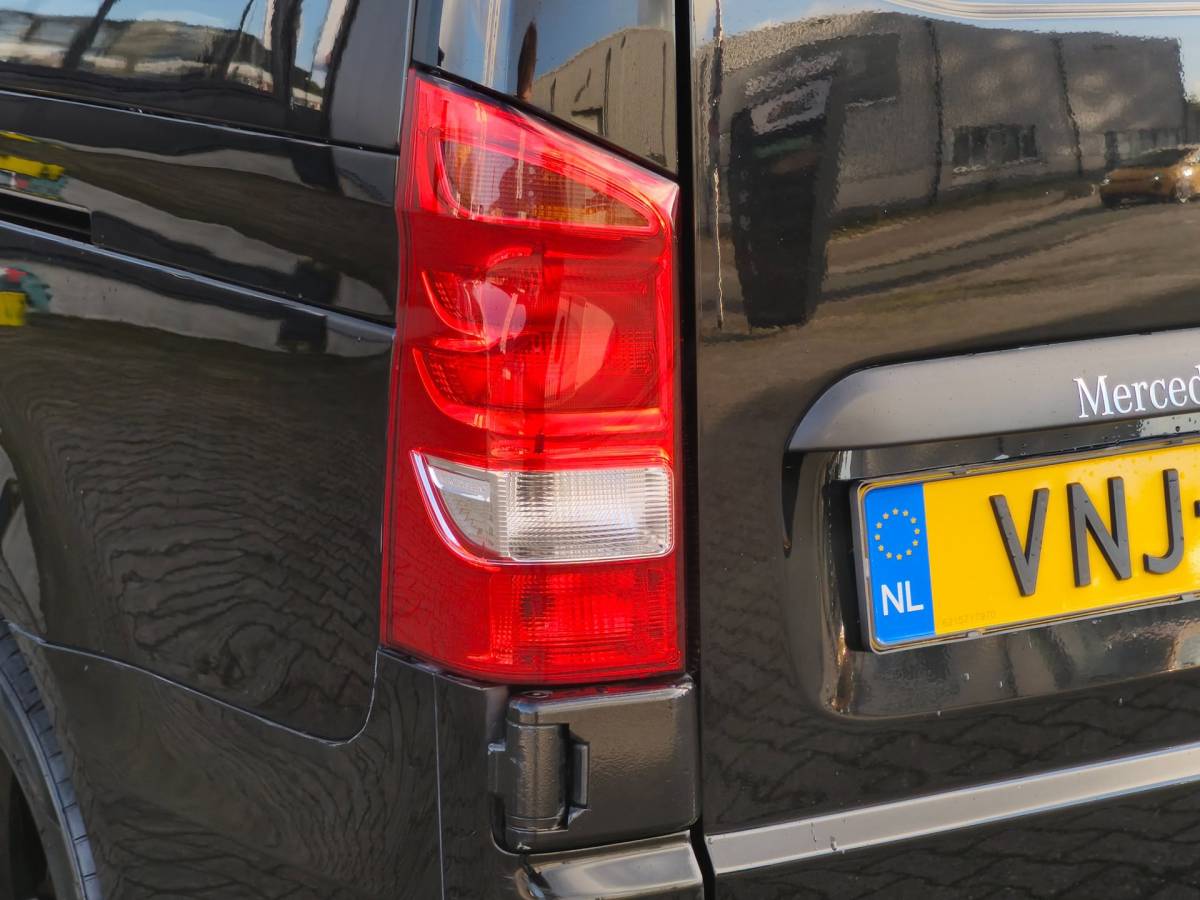 Mercedes-Benz Vito Mercedes Vito 114CDI XXL AUT DUBBELE CABINE 2X SCHUIFDEUR LED CRUISE M-BUX PDC CAMERA TREKHAAK STOELVERWARMING