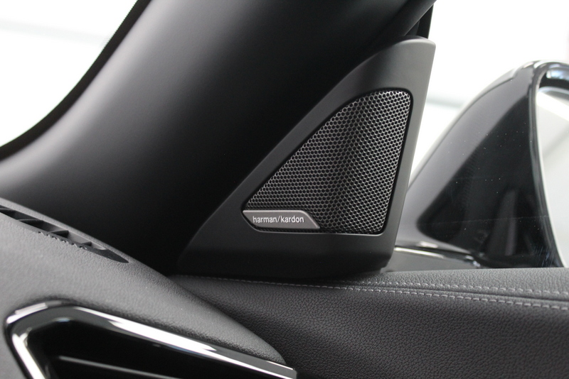 BMW Z4 BMW Z4 Roadster sDrive30i | 259PK | Mat Grijs (Frozen Grey II) | M-Sport | Nederlandse auto | Leder Elfenbeinweiss | HUD