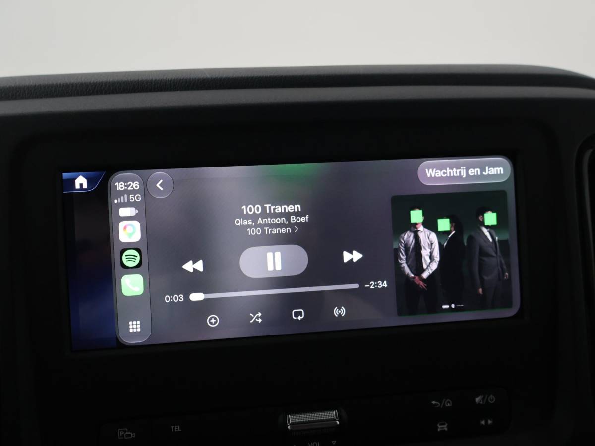 Mercedes-Benz eVito Mercedes-Benz eVito 112 L2 60 kWh *NIEUW* + 2 SCHUIFDEUREN | CAMERA | LMV | STOELVERW. | APPLE CARPLAY