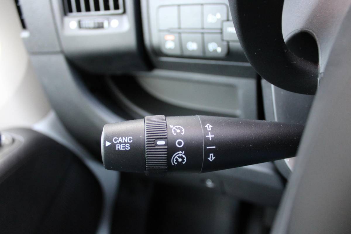 Citroën Jumper Citroen Jumper 2.2 BlueHDi 120PK L2H2 3.0t 3-ZITS | APPLE CARPLAY/ANDROID AUTO | PARK SENSOREN | CRUISE | AIRCO | TREKHAAK | ALL SEASON BANDEN |