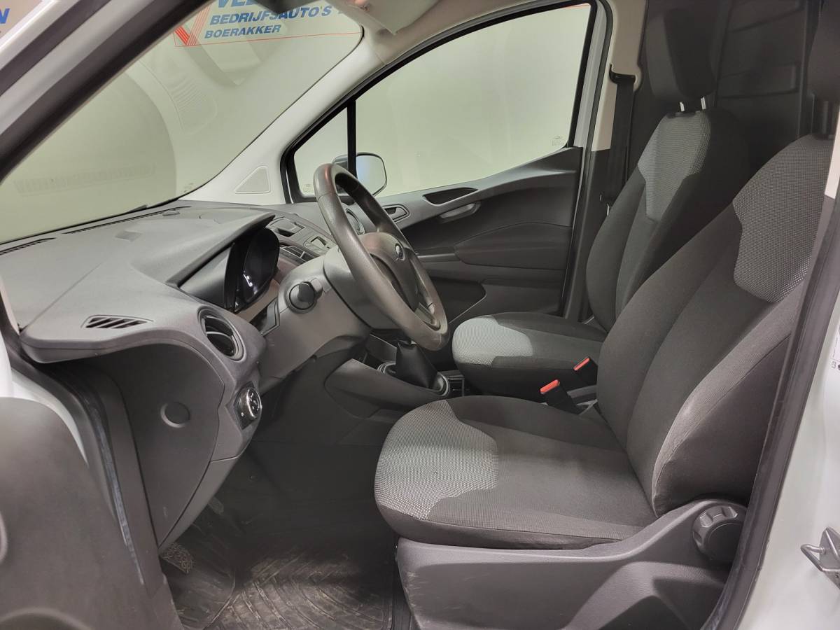 Ford Transit Courier Ford Transit Courier 1.5TDCI Euro 6!