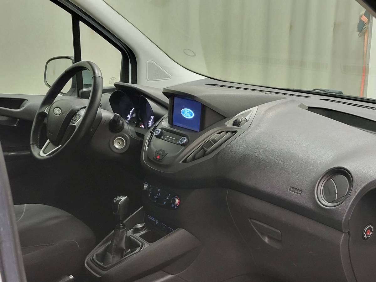 Ford Transit Courier Ford Transit Courier 1.5TDCI Euro 6!