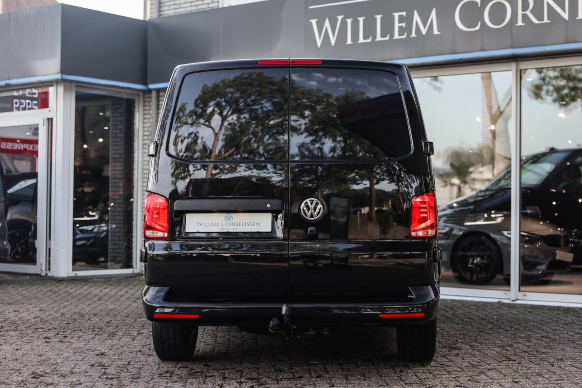 Volkswagen Transporter Volkswagen Transporter 2.0 TDI L2H1 28 Bulli Aut. Camera Stoelverwarming