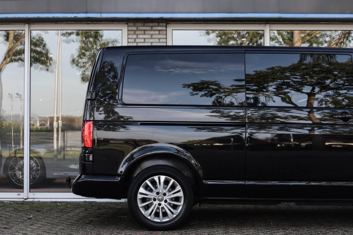 Volkswagen Transporter Volkswagen Transporter 2.0 TDI L2H1 28 Bulli Aut. Camera Stoelverwarming