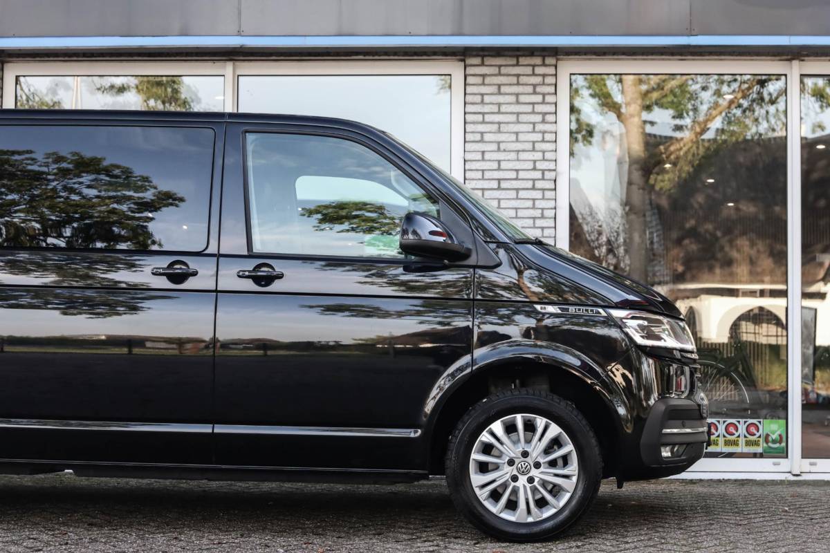 Volkswagen Transporter Volkswagen Transporter 2.0 TDI L2H1 28 Bulli Aut. Camera Stoelverwarming
