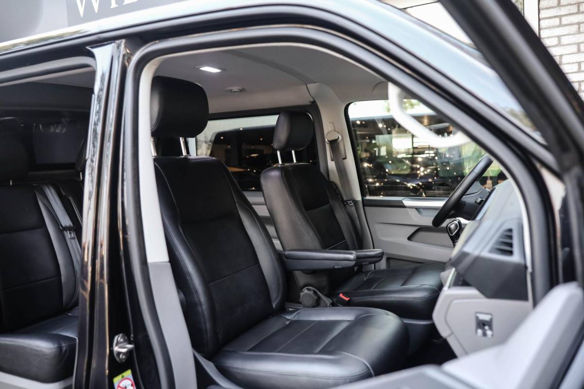 Volkswagen Transporter Volkswagen Transporter 2.0 TDI L2H1 28 Bulli Aut. Camera Stoelverwarming