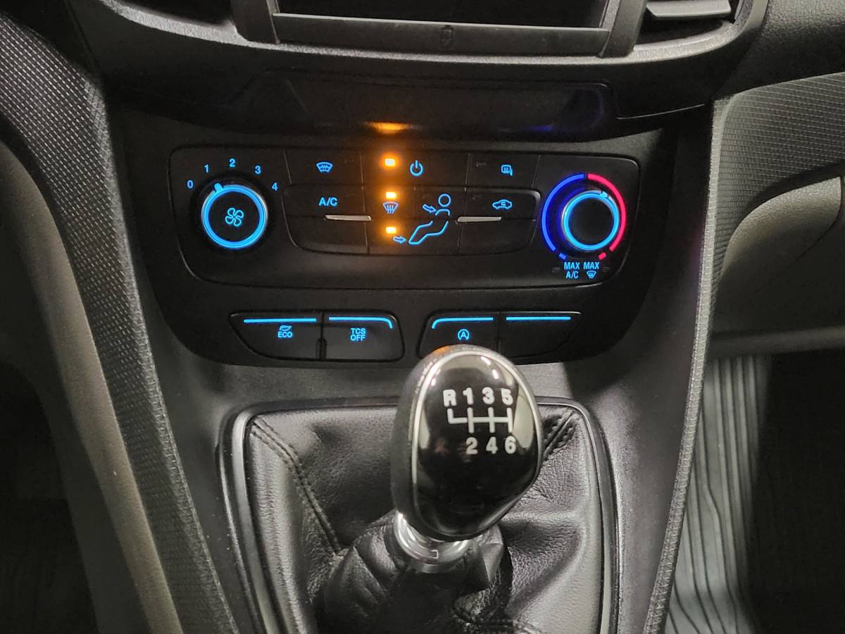 Ford Transit Connect Ford Transit Connect 1.5EcoBlue Trekhaak Euro 6!