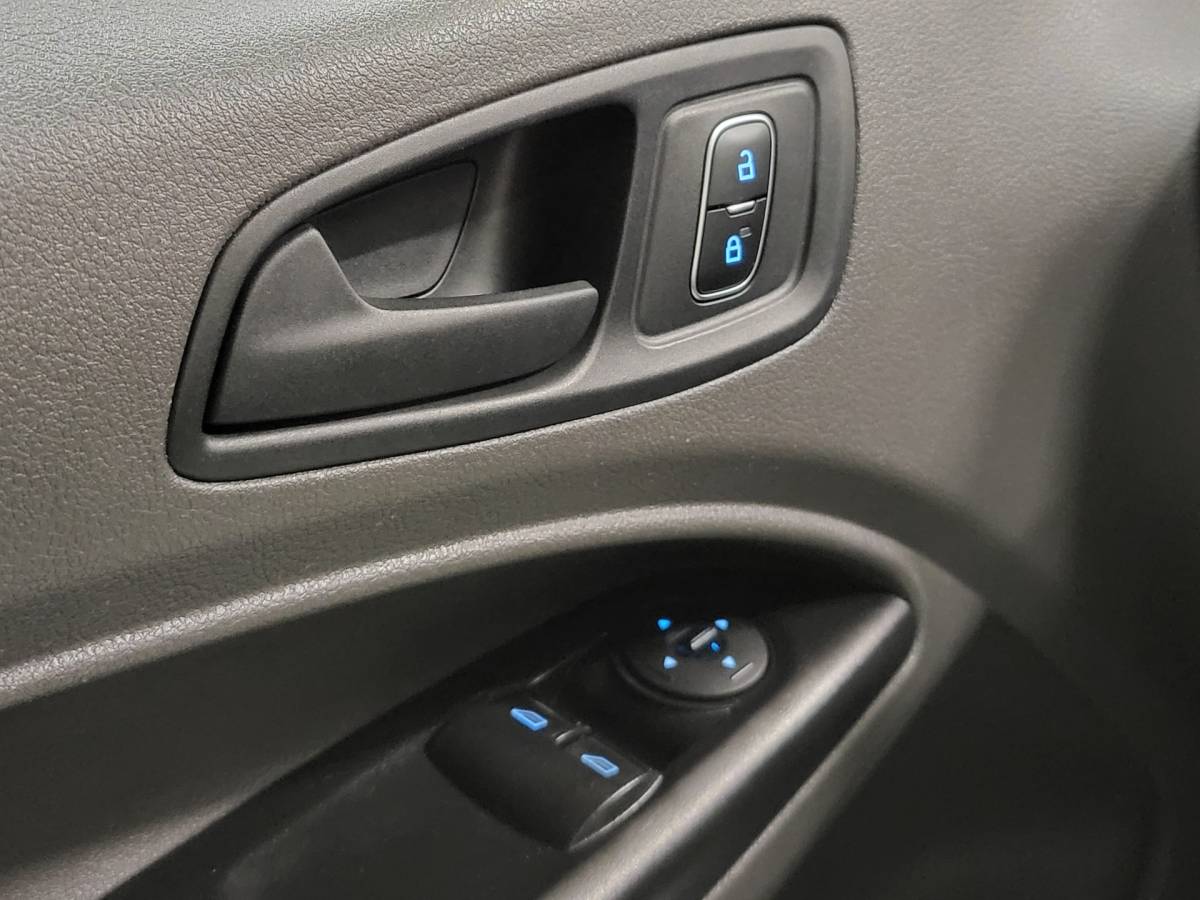 Ford Transit Connect Ford Transit Connect 1.5EcoBlue Trekhaak Euro 6!