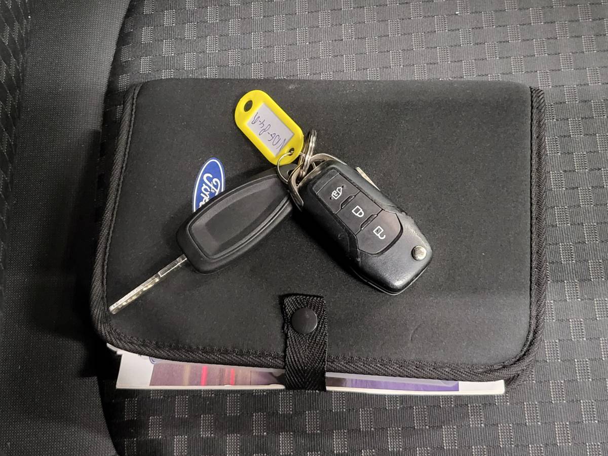 Ford Transit Connect Ford Transit Connect 1.5EcoBlue Trekhaak Euro 6!